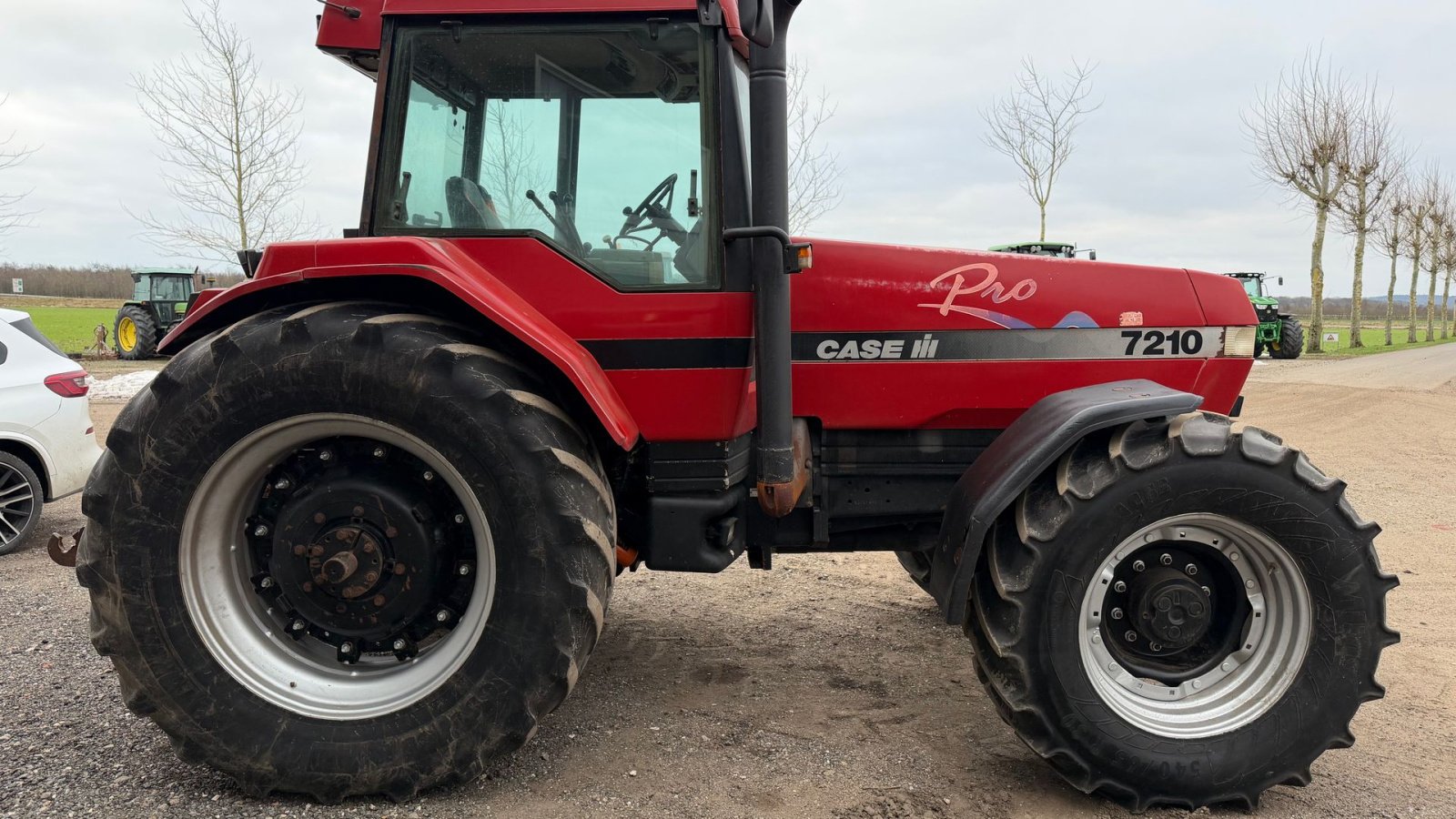 Traktor of the type Case IH Magnum 7210 PRO, Gebrauchtmaschine in Dronninglund (Picture 3)