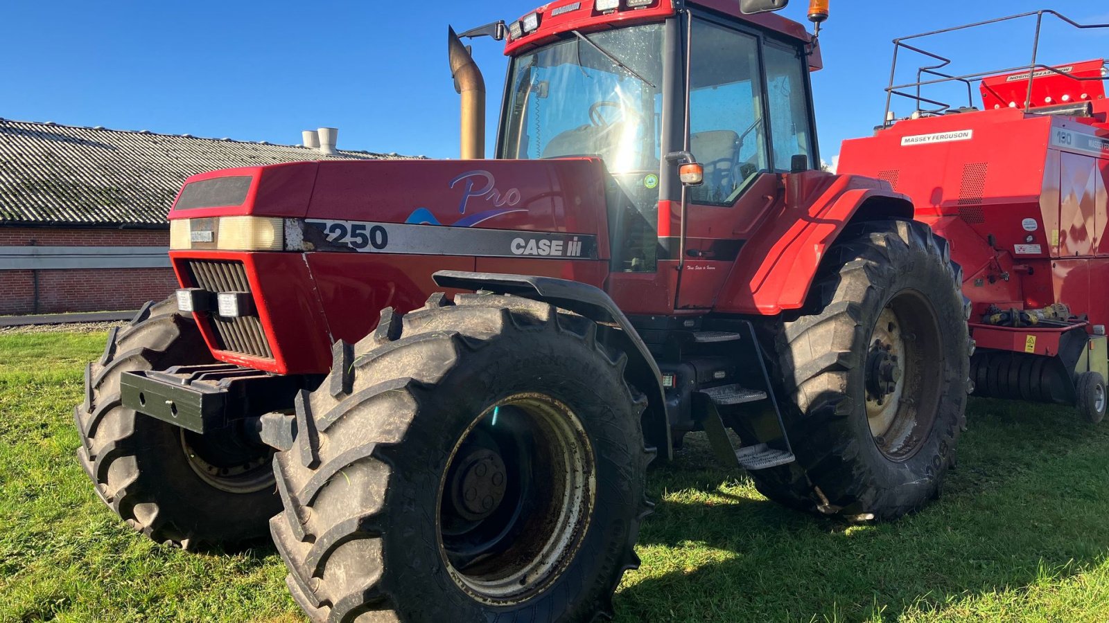 Traktor tipa Case IH MAGNUM 7250 PRO, Gebrauchtmaschine u Spøttrup (Slika 3)