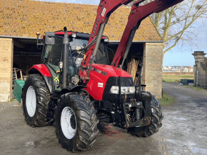 Case IH MAXXUM 100, Gebrauchtmaschine, Baujahr: 2010, Betriebsstunden / Hektar: 5318 (Bild 1) Traktor des Typs Case IH MAXXUM 100, Gebrauchtmaschine in CINTHEAUX (Bild 1)