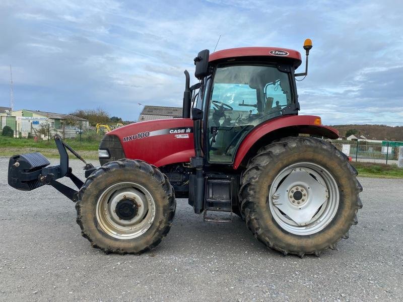 Traktor of the type Case IH MAXXUM 100, Gebrauchtmaschine in LE PONT CHRETIEN (Picture 3)