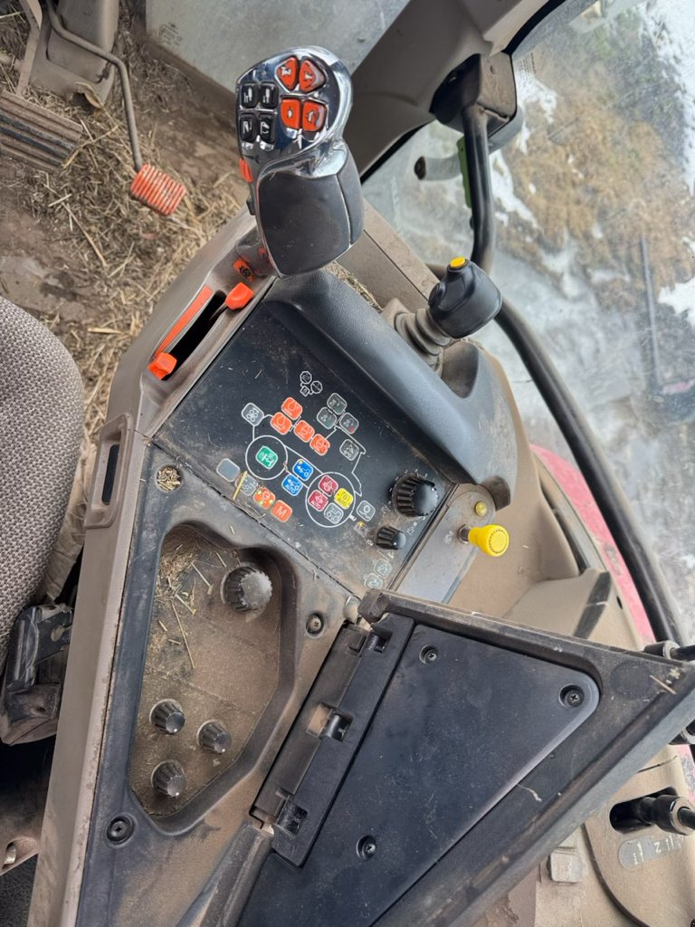 Traktor tipa Case IH MAXXUM 110 CVX, Gebrauchtmaschine u Calmont (Slika 5)