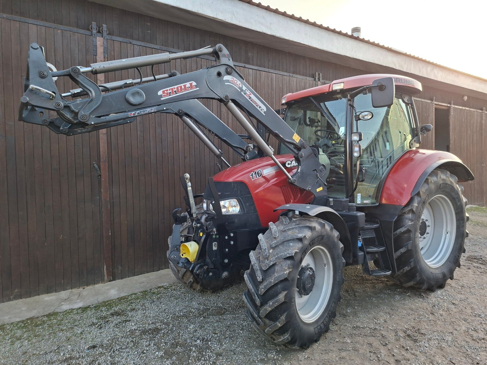 Traktor of the type Case IH Maxxum 110 MC, Gebrauchtmaschine in Friedberg-Derching (Picture 4)