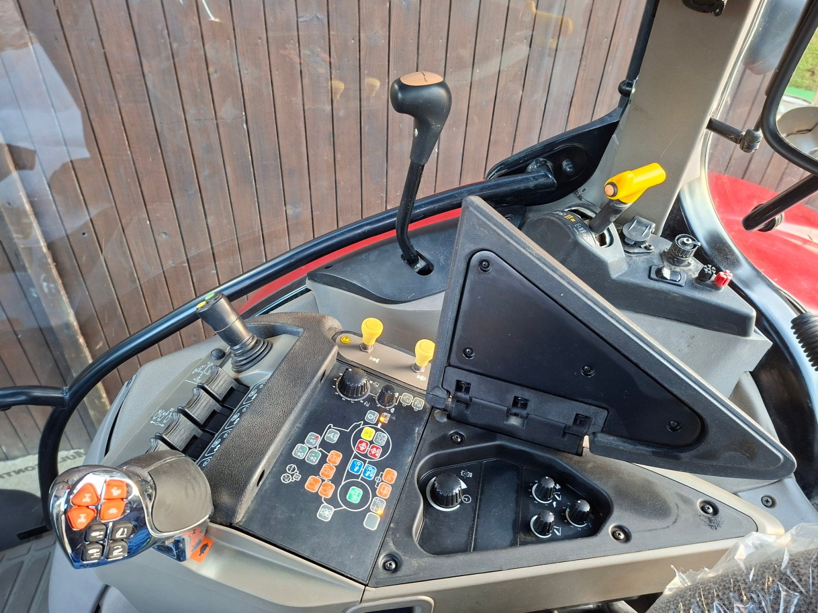 Traktor of the type Case IH Maxxum 110 MC, Gebrauchtmaschine in Friedberg-Derching (Picture 7)