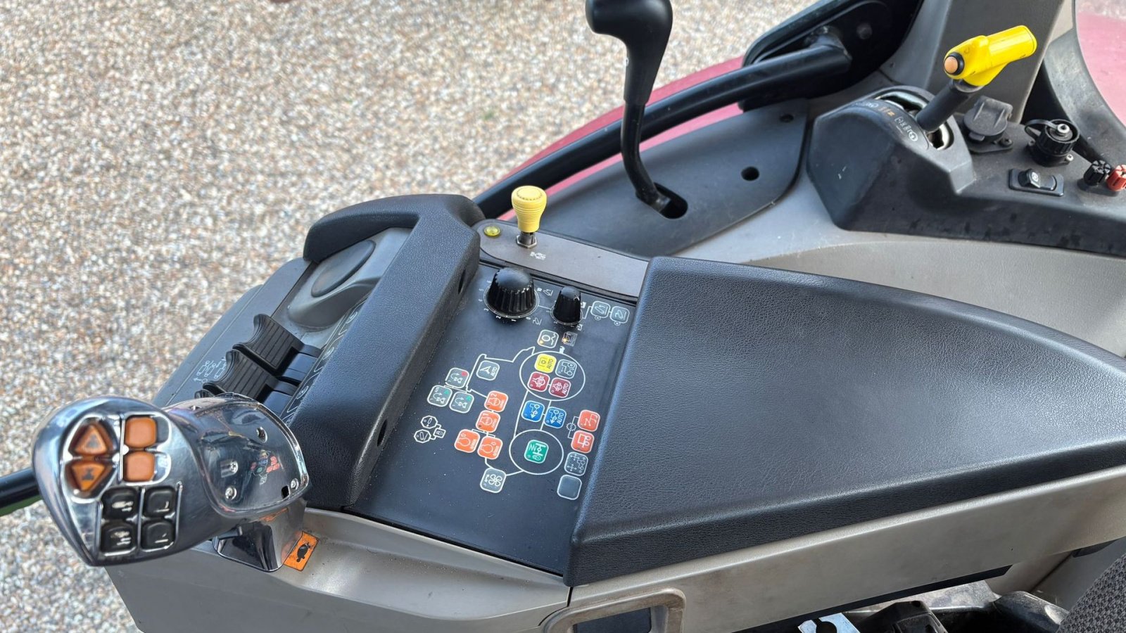 Traktor of the type Case IH MAXXUM 110 MULTICONTROLLER, Gebrauchtmaschine in Aulum (Picture 4)