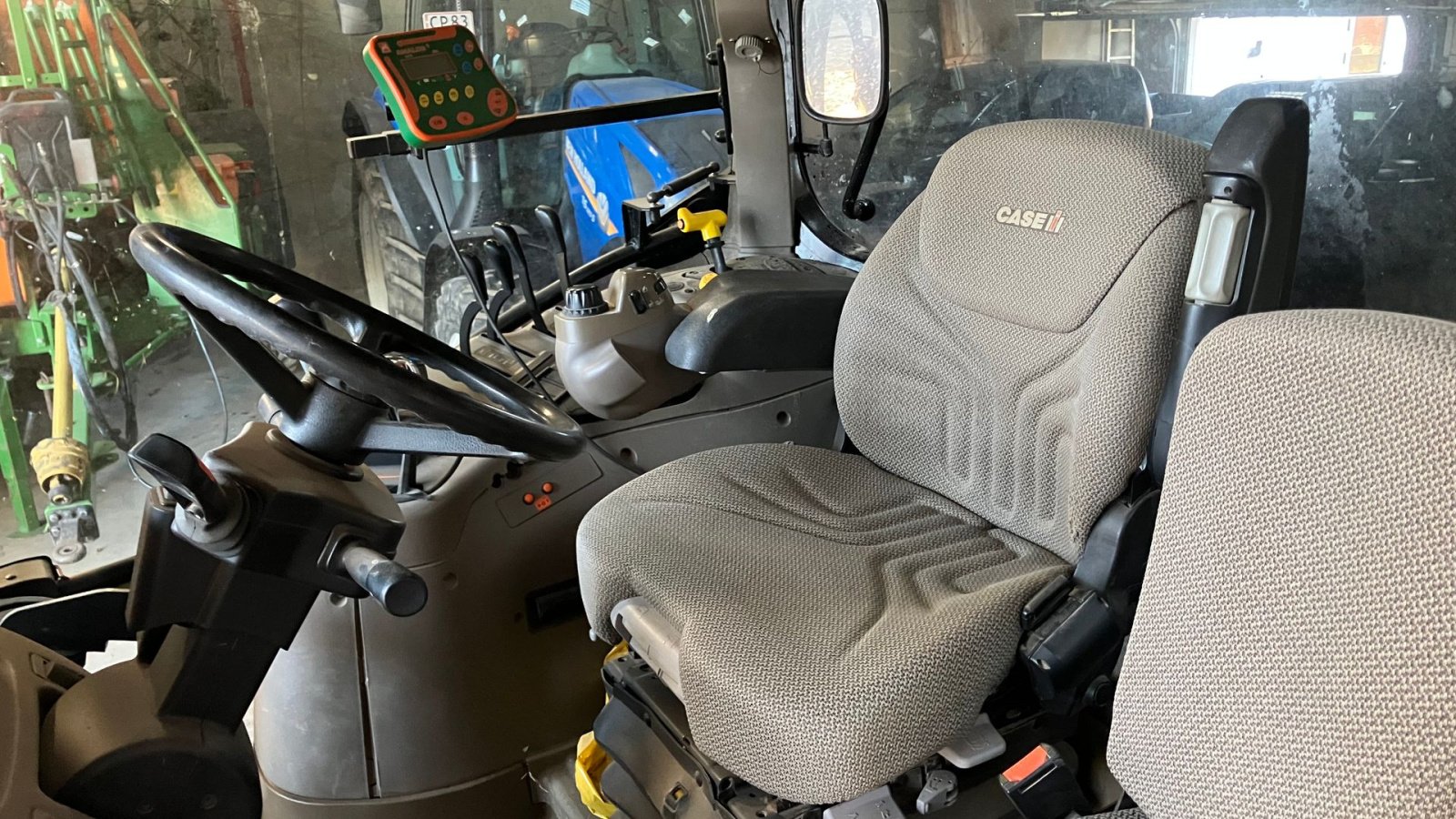 Traktor Türe ait Case IH MAXXUM 115 med Case IH LRZ120 frontlæsser, Gebrauchtmaschine içinde Grindsted (resim 10)