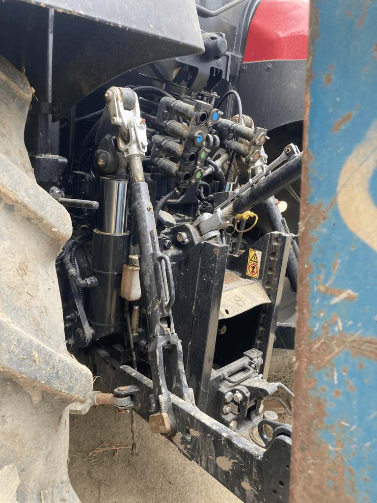 Traktor des Typs Case IH MAXXUM 115, Gebrauchtmaschine in CINTHEAUX (Bild 5)