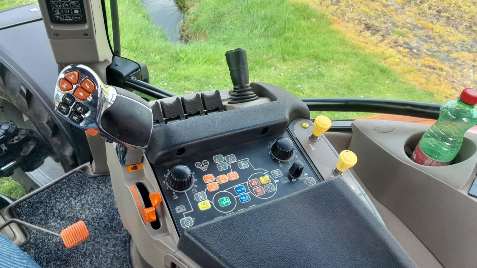 Traktor des Typs Case IH maxxum 120 cvx, Gebrauchtmaschine in Vilsteren (Bild 3)