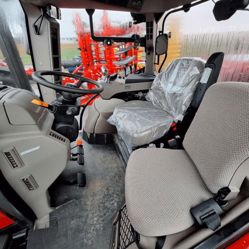 Traktor типа Case IH MAXXUM 125 AD8, Gebrauchtmaschine в azerailles (Фотография 8)