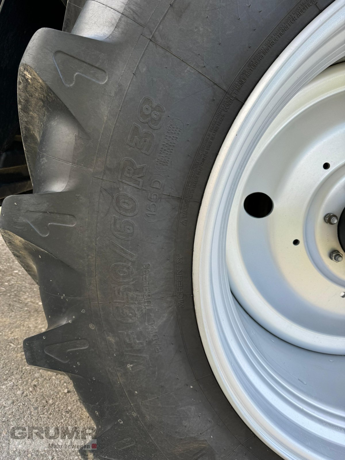 Traktor of the type Case IH MAXXUM 125 CVX, Gebrauchtmaschine in Friedberg-Derching (Picture 17)