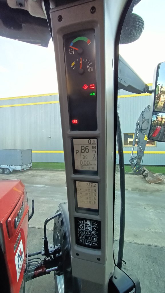 Traktor του τύπου Case IH Maxxum 125 MC, Gebrauchtmaschine σε NEUVILLE AUX BOIS (Φωτογραφία 11)