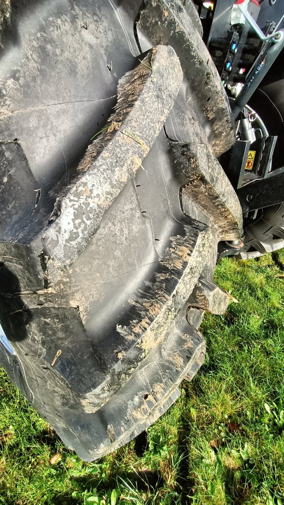 Traktor του τύπου Case IH Maxxum 125 MC, Gebrauchtmaschine σε NEUVILLE AUX BOIS (Φωτογραφία 8)