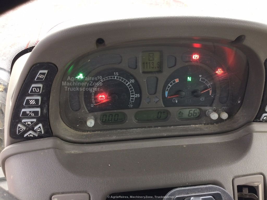 Traktor Türe ait Case IH MAXXUM 125, Gebrauchtmaschine içinde azerailles (resim 9)