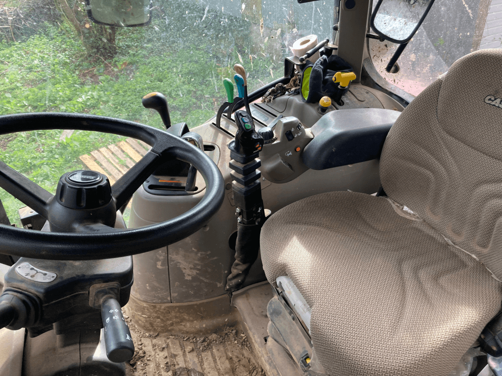 Traktor типа Case IH MAXXUM 125, Gebrauchtmaschine в ISIGNY-LE-BUAT (Фотография 3)