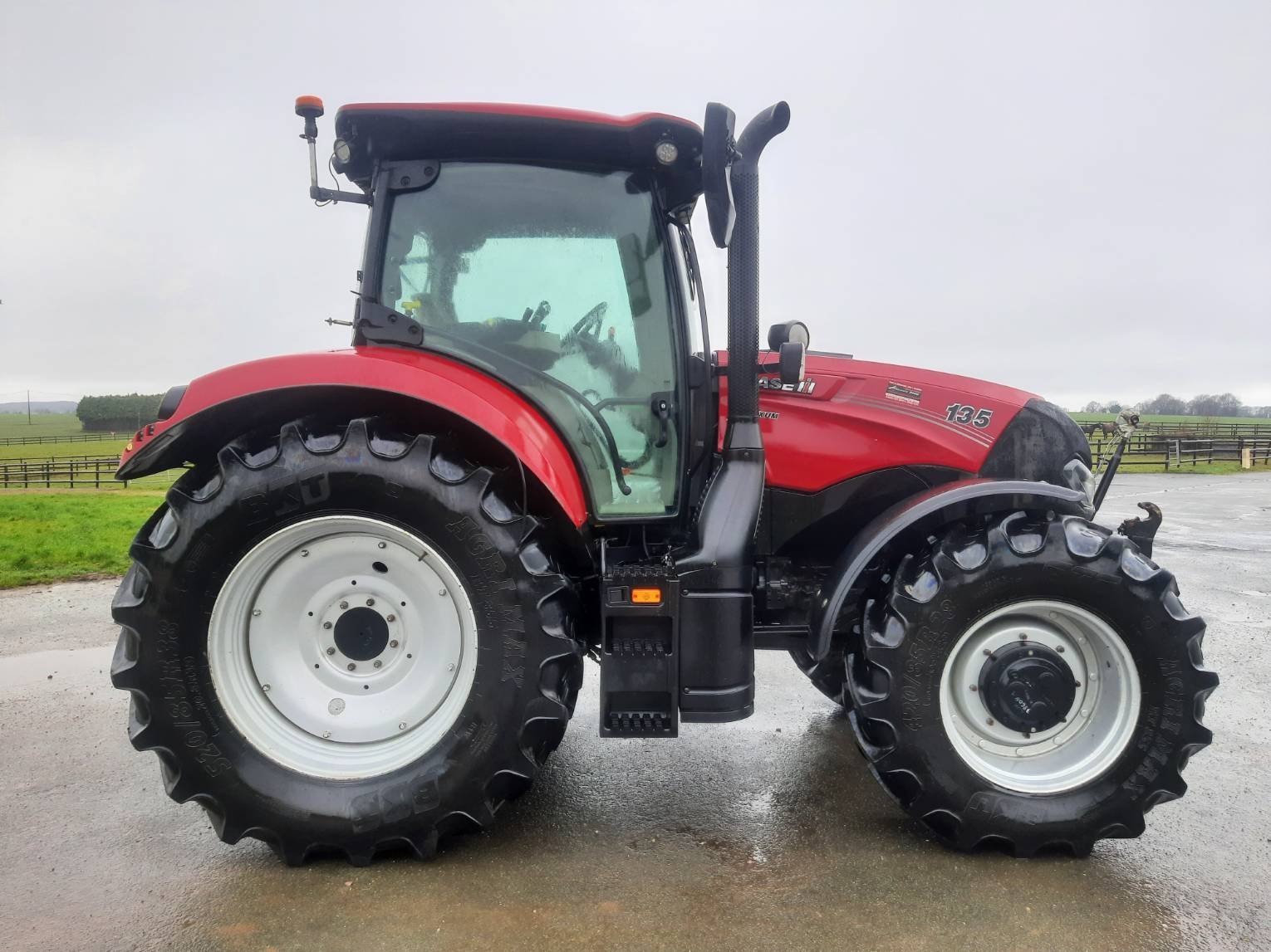 Traktor des Typs Case IH MAXXUM 135 AD8, Gebrauchtmaschine in Le Horps (Bild 2)
