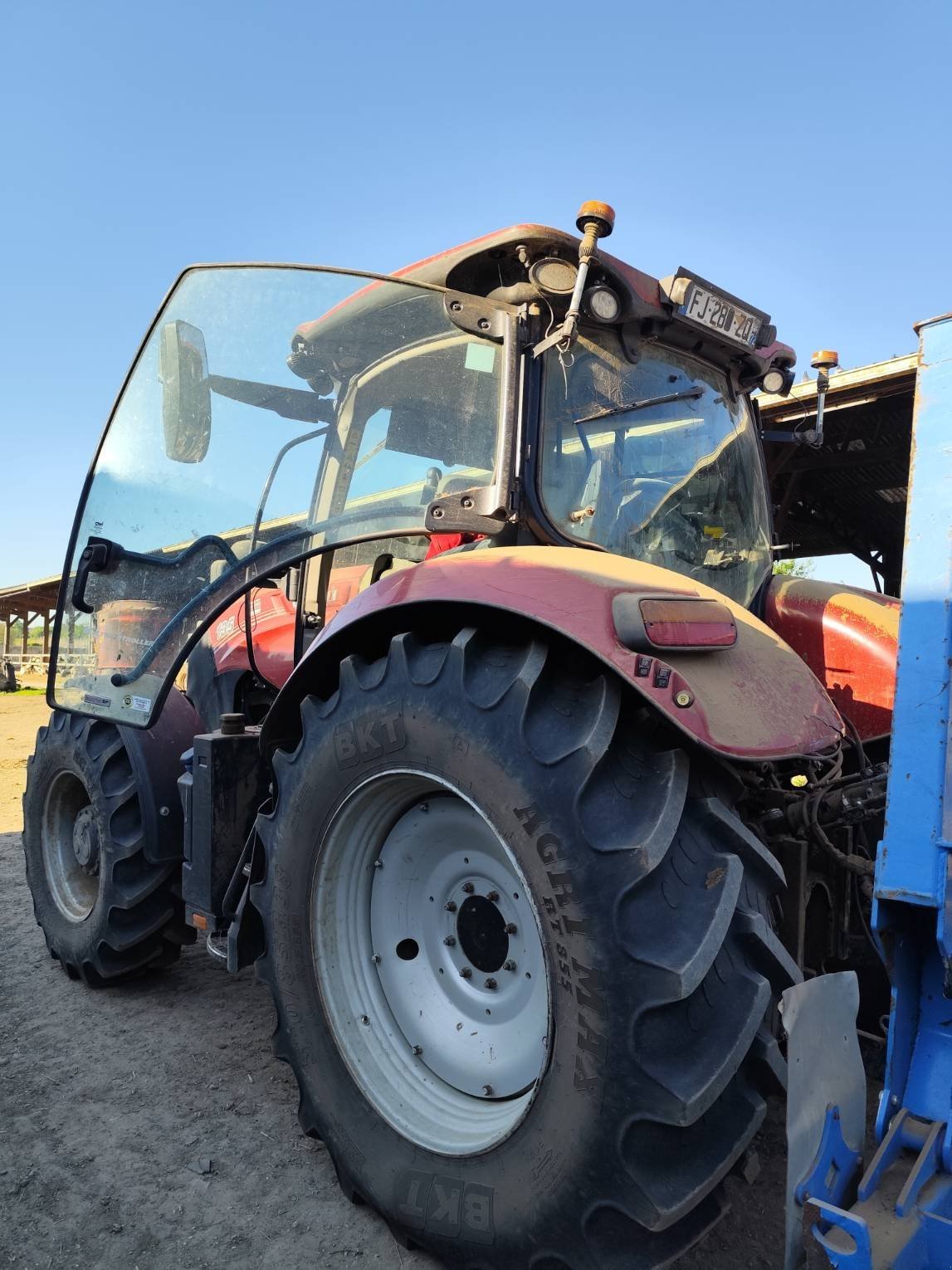 Traktor типа Case IH MAXXUM 135 AD8, Gebrauchtmaschine в Le Horps (Фотография 5)