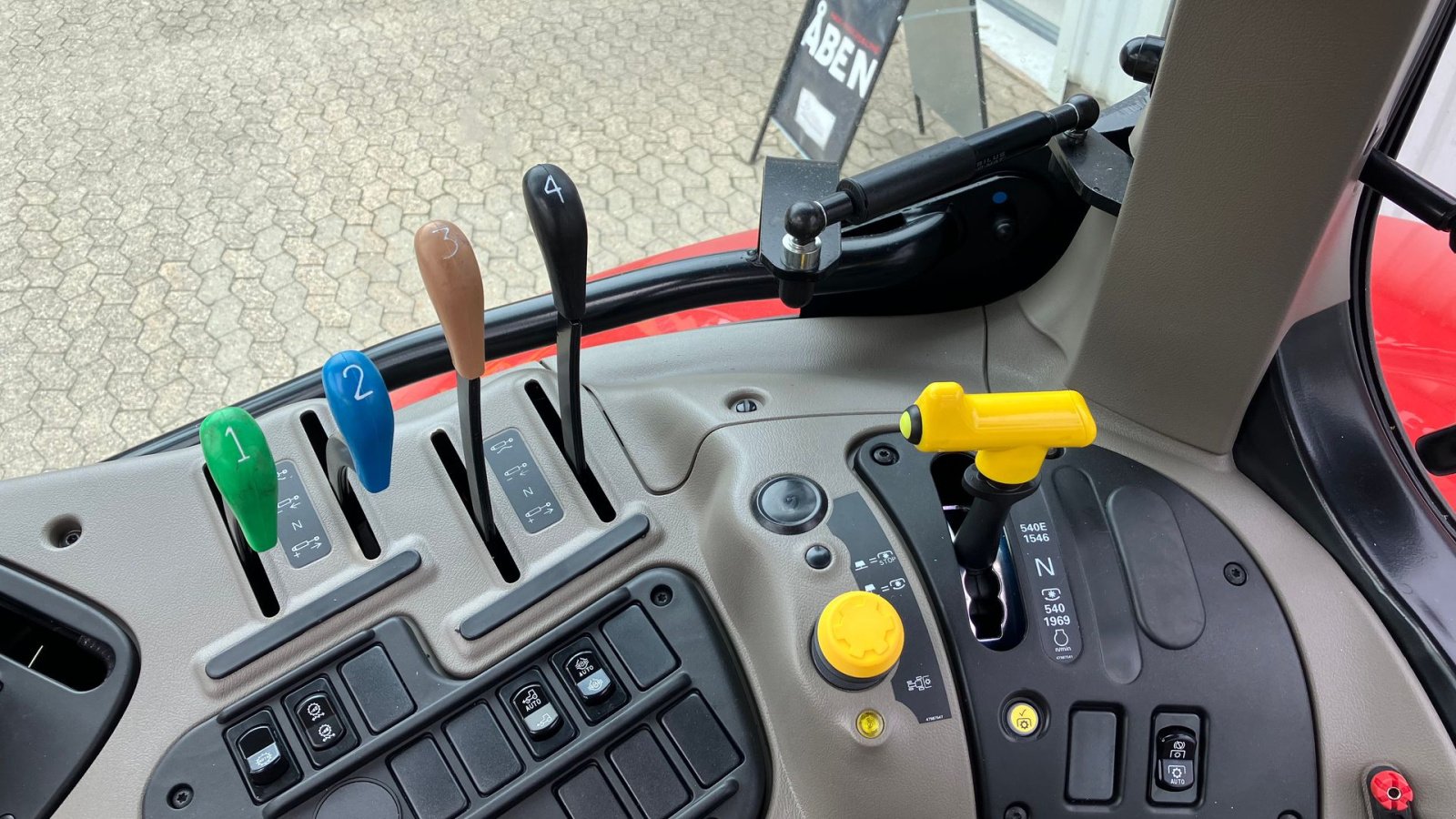 Traktor typu Case IH Maxxum 145  AD4, Traktor., Gebrauchtmaschine w Spøttrup (Zdjęcie 18)