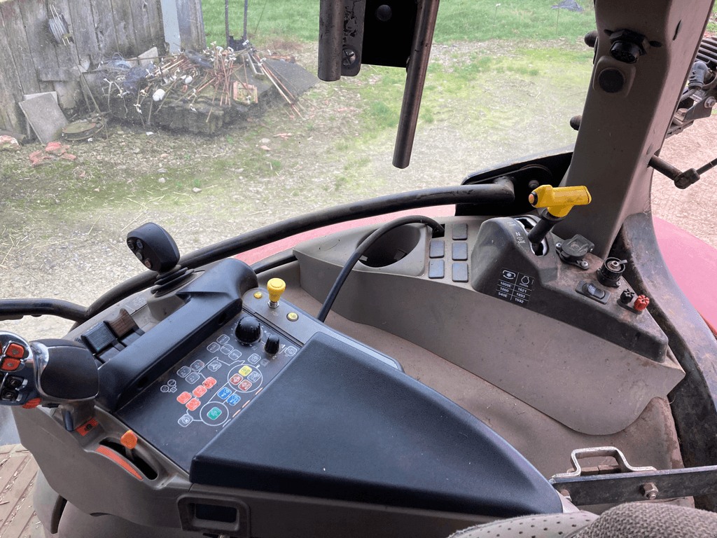 Traktor типа Case IH MAXXUM 145 MULTICONTROLLE, Gebrauchtmaschine в ISIGNY-LE-BUAT (Фотография 6)