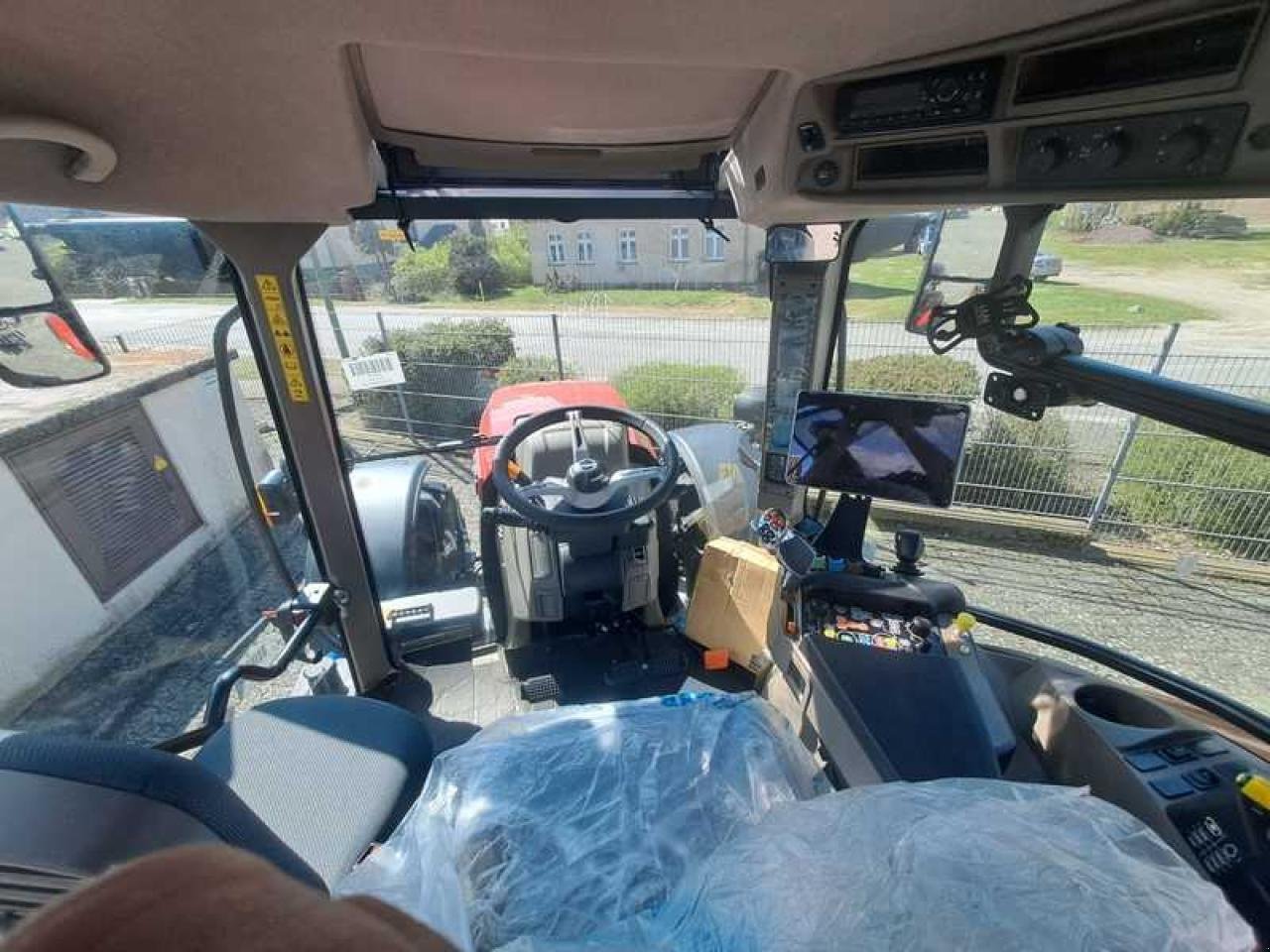 Traktor des Typs Case IH MAXXUM 145 MULTICONTROLLER, Neumaschine in Vehlow (Bild 6)