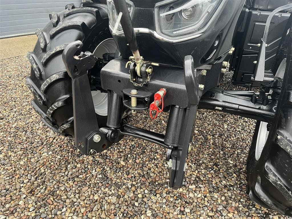 Traktor van het type Case IH Maxxum 150 6cyl handy traktor med frontlift, Gebrauchtmaschine in Lintrup (Foto 3)