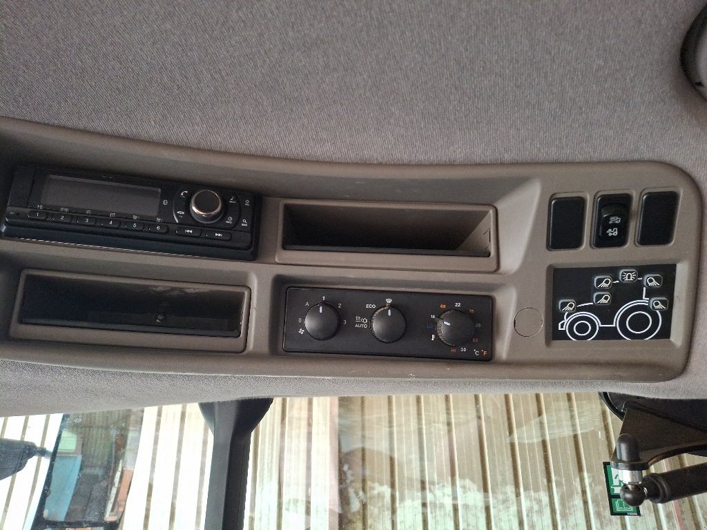 Traktor des Typs Case IH MAXXUM 150 CVX, Gebrauchtmaschine in BRAS SUR MEUSE (Bild 9)