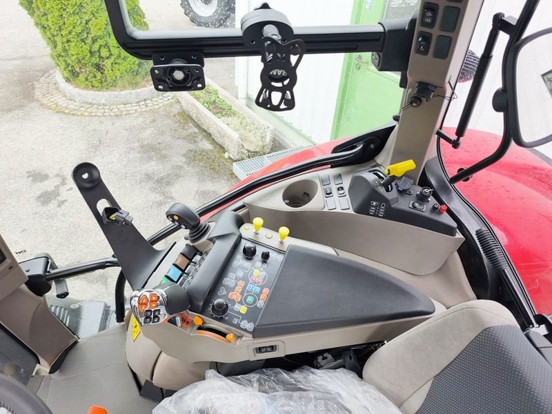 Traktor des Typs Case IH Maxxum 150 CVXDrive, Neumaschine in St. Marienkirchen (Bild 11)