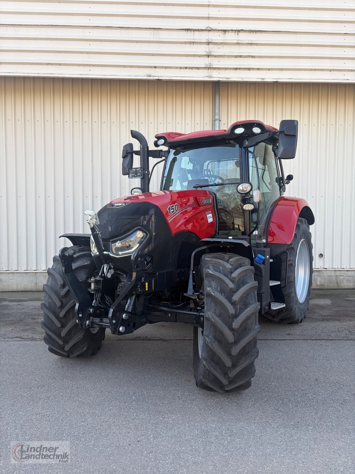 Traktor of the type Case IH Maxxum 150, Neumaschine in Floss (Picture 1)