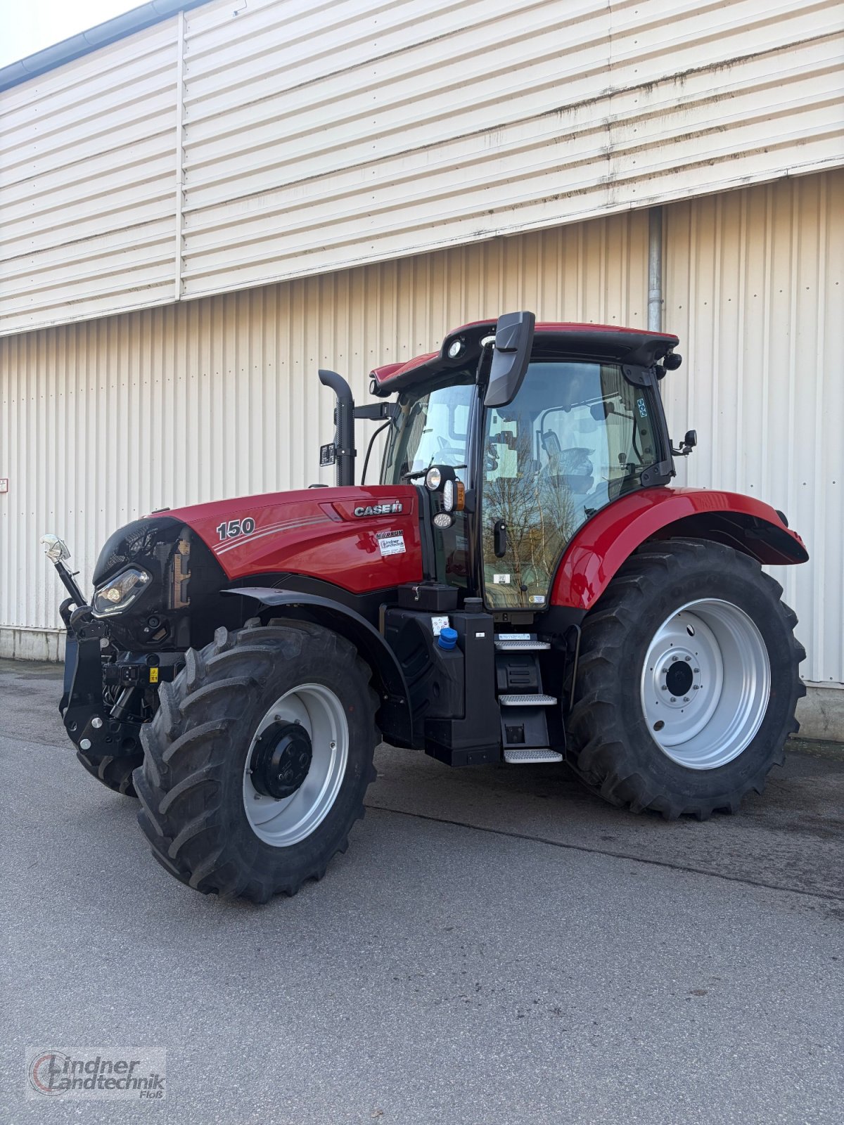 Traktor of the type Case IH Maxxum 150, Neumaschine in Floss (Picture 5)