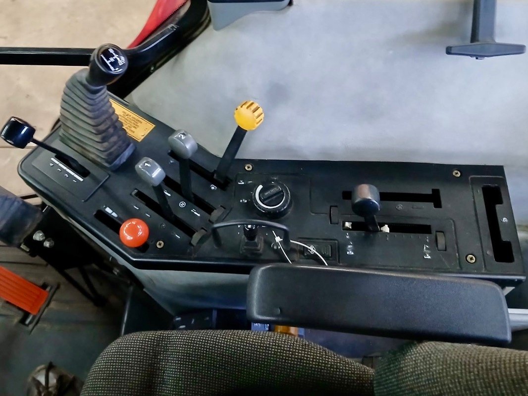 Traktor типа Case IH Maxxum 5150 Plus, Gebrauchtmaschine в Liebenwalde (Фотография 11)