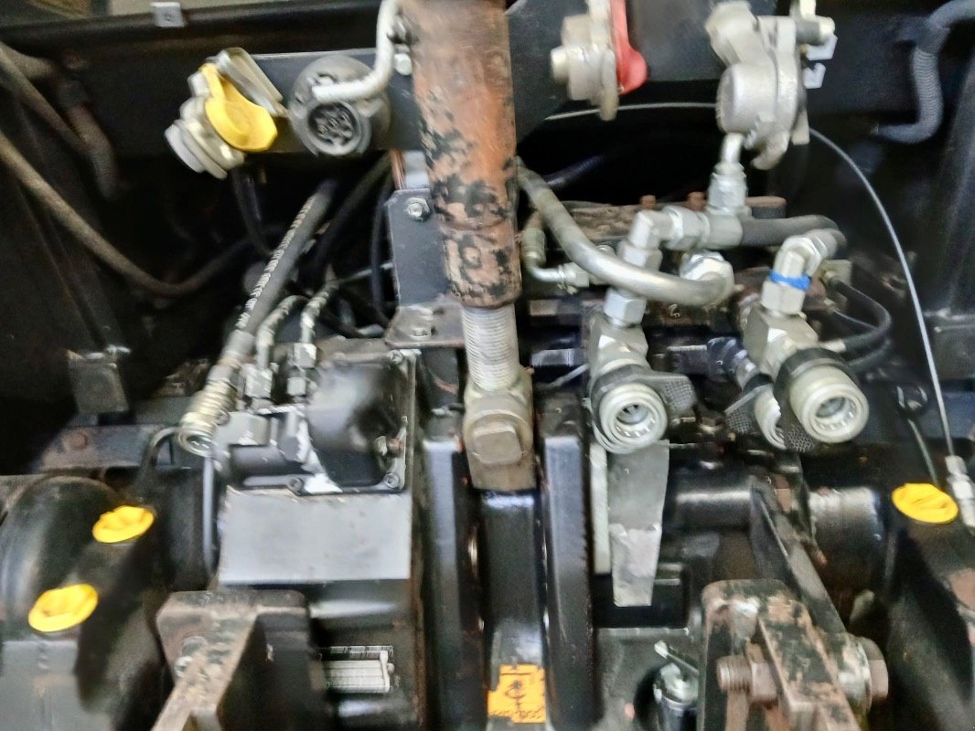 Traktor типа Case IH Maxxum 5150 Plus, Gebrauchtmaschine в Liebenwalde (Фотография 17)