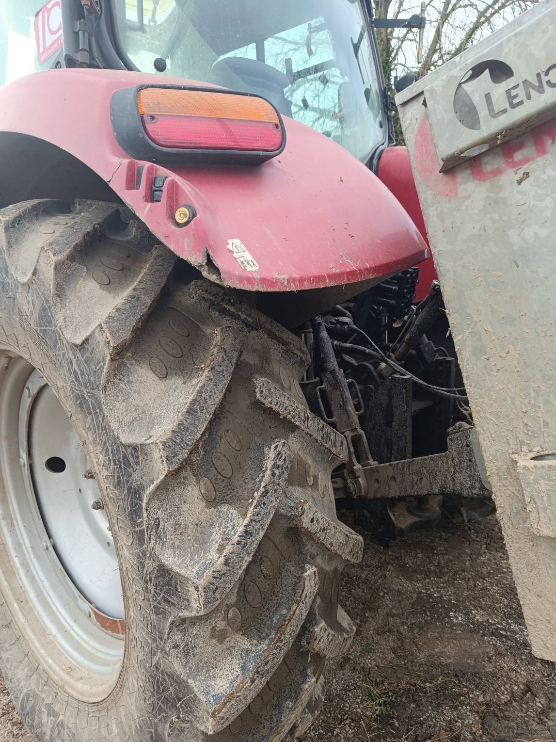 Traktor typu Case IH MAXXUM120CVX, Gebrauchtmaschine v Le Horps (Obrázek 5)