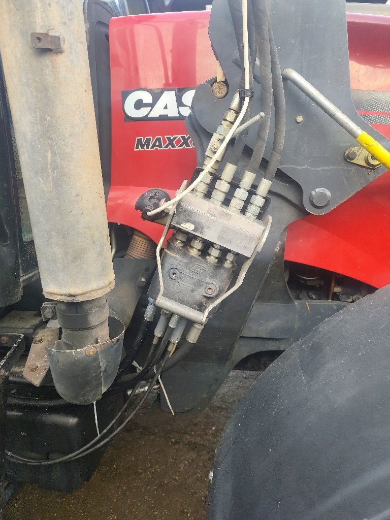 Traktor типа Case IH Maxxum140, Gebrauchtmaschine в Einvaux (Фотография 10)