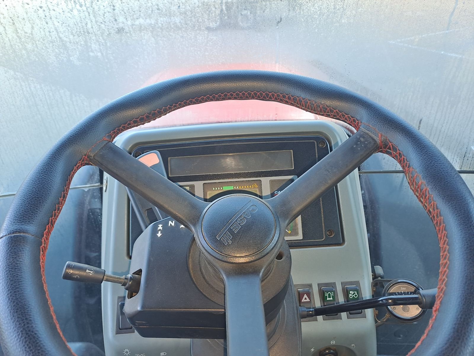 Traktor des Typs Case IH MX 135, Gebrauchtmaschine in Burgkirchen (Bild 15)