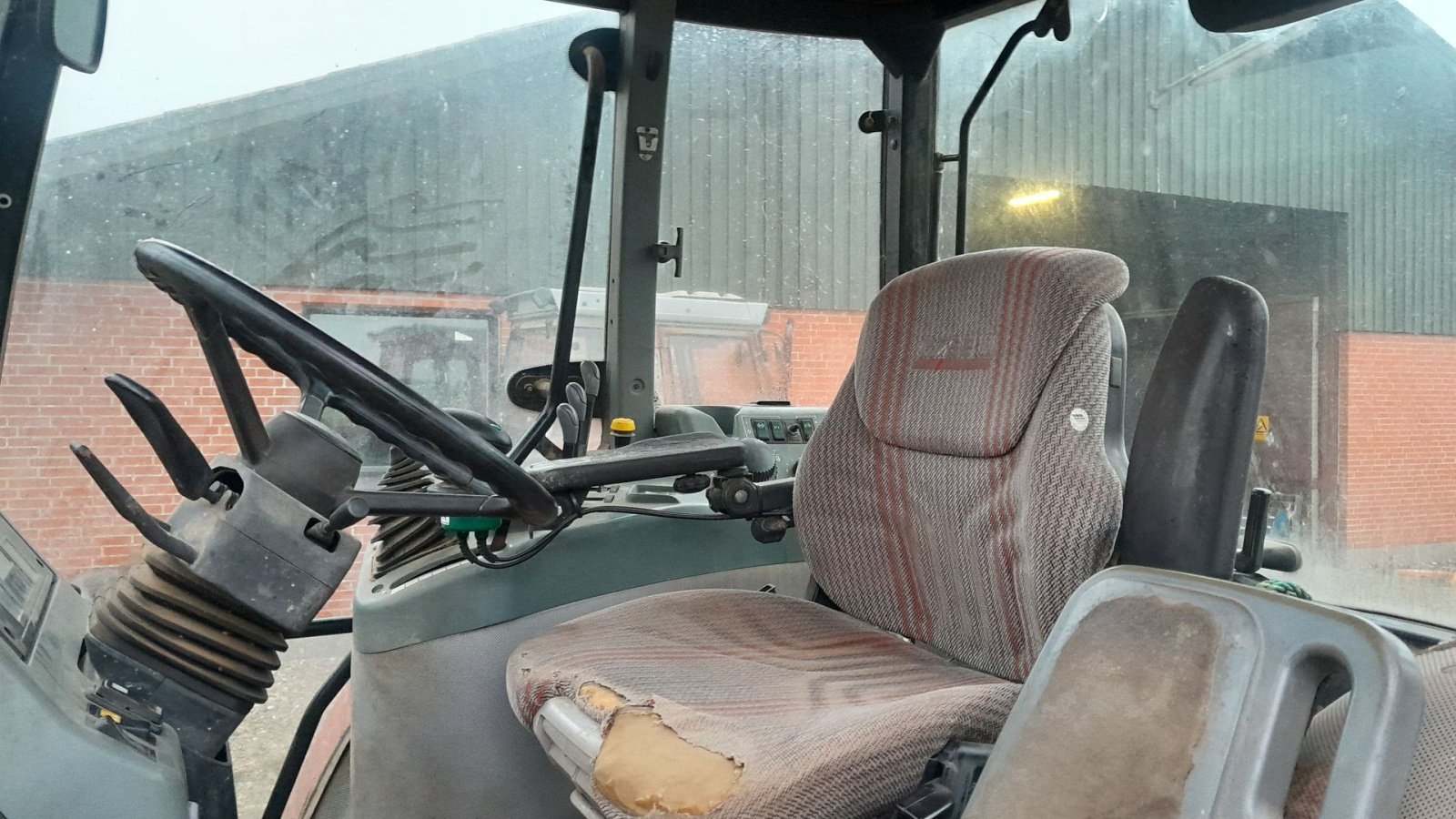 Traktor van het type Case IH MX 170 med ÅLØ Q 75 frontlæsser, Gebrauchtmaschine in Skive (Foto 6)