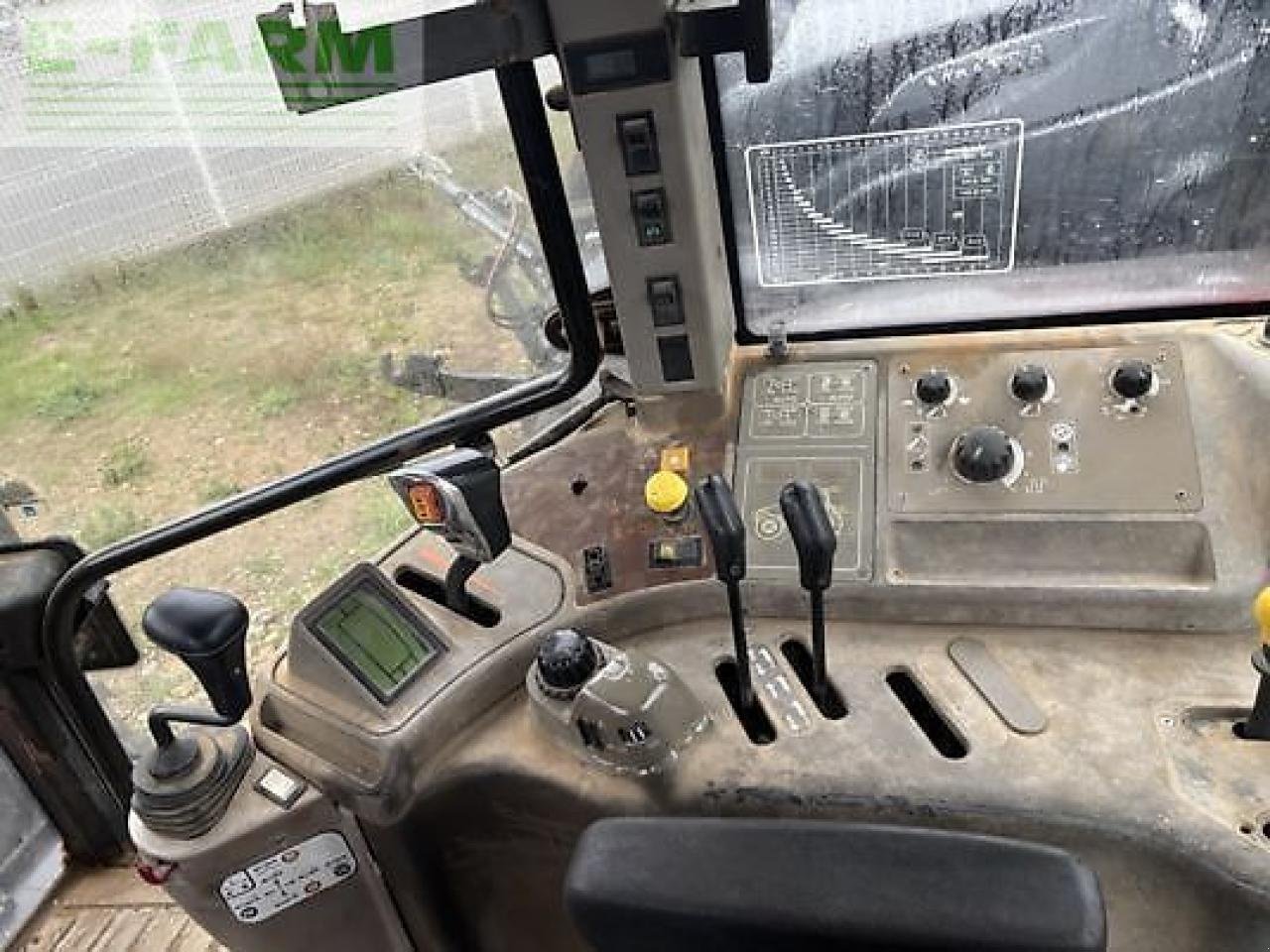 Traktor du type Case IH mxm 175 pro, Gebrauchtmaschine en MONFERRAN (Photo 12)