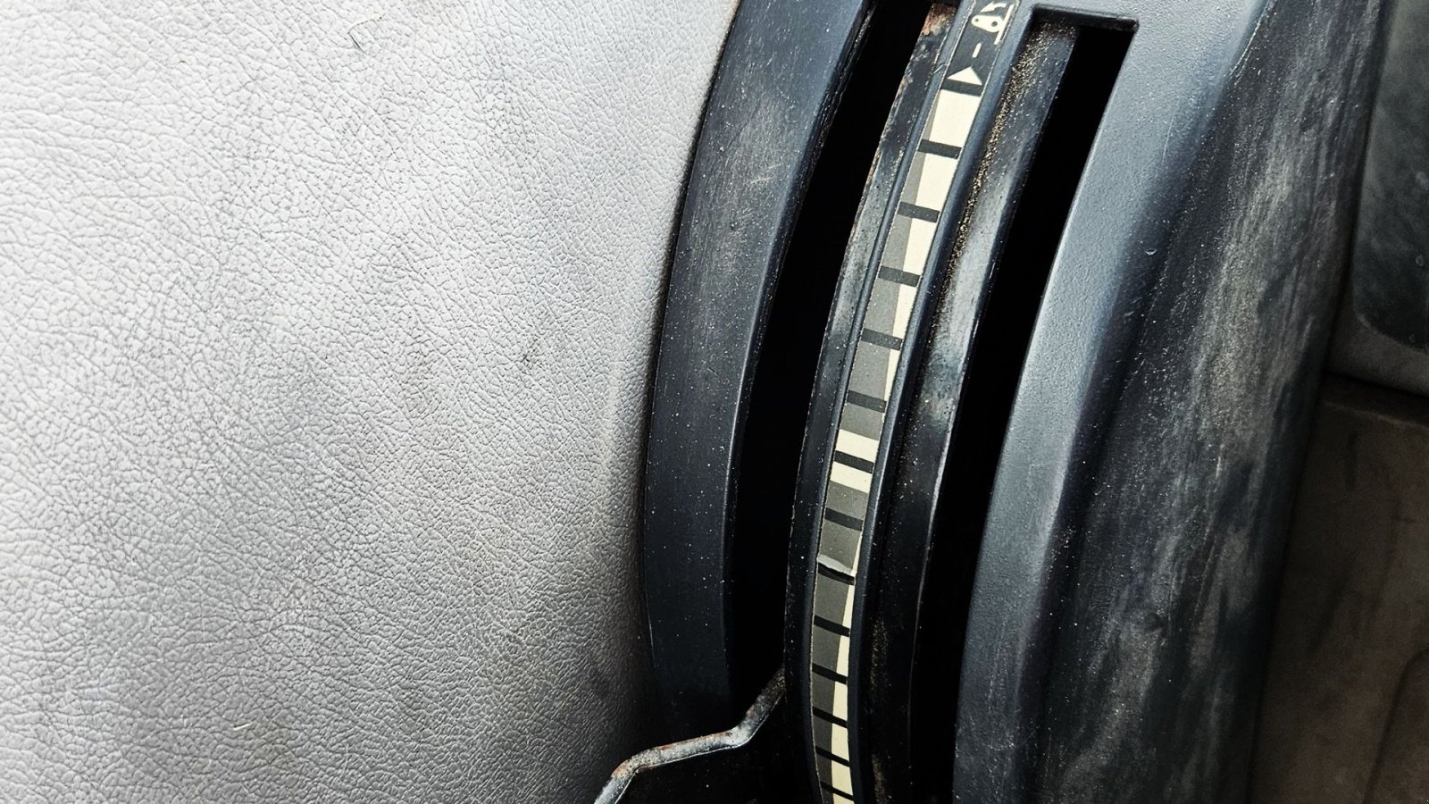 Traktor des Typs Case IH MXU 115 / 7400 timer / frontlæsser med 2 redskaber, Gebrauchtmaschine in Arden (Bild 23)