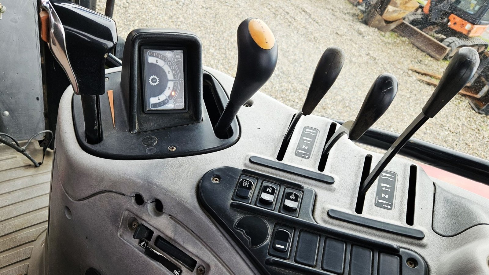 Traktor des Typs Case IH MXU 115 / 7400 timer / frontlæsser med 2 redskaber, Gebrauchtmaschine in Arden (Bild 18)