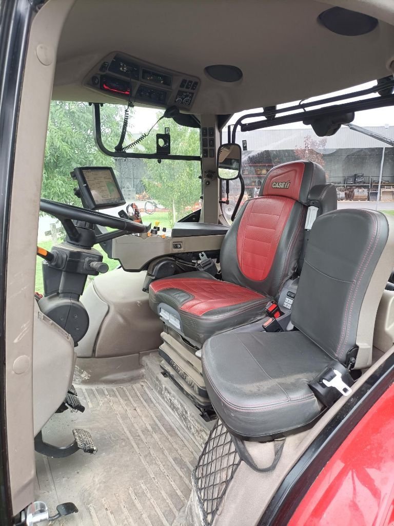 Traktor типа Case IH OPTUM 270 CVX, Gebrauchtmaschine в NEUVILLE AUX BOIS (Фотография 8)