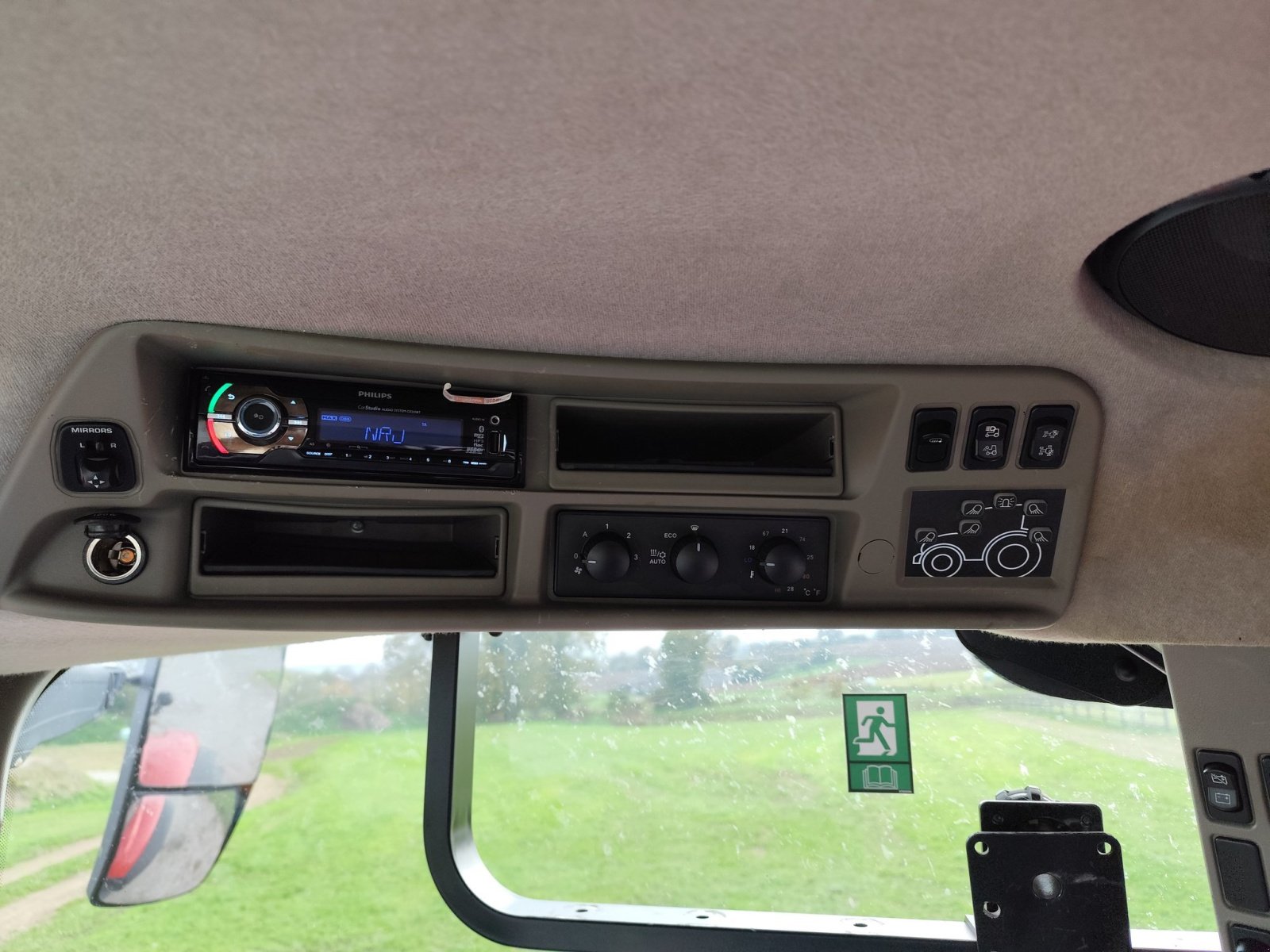 Traktor типа Case IH OPTUM 270 CVX, Gebrauchtmaschine в Aron (Фотография 11)