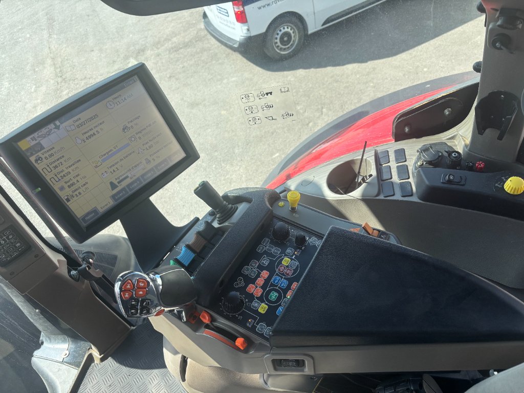 Traktor типа Case IH OPTUM 270 CVX, Gebrauchtmaschine в VERT TOULON (Фотография 10)