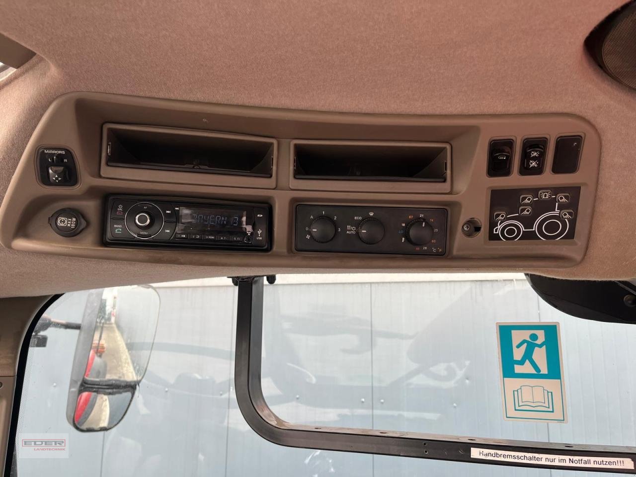 Traktor of the type Case IH Optum 270 CVX, Gebrauchtmaschine in Tuntenhausen (Picture 17)