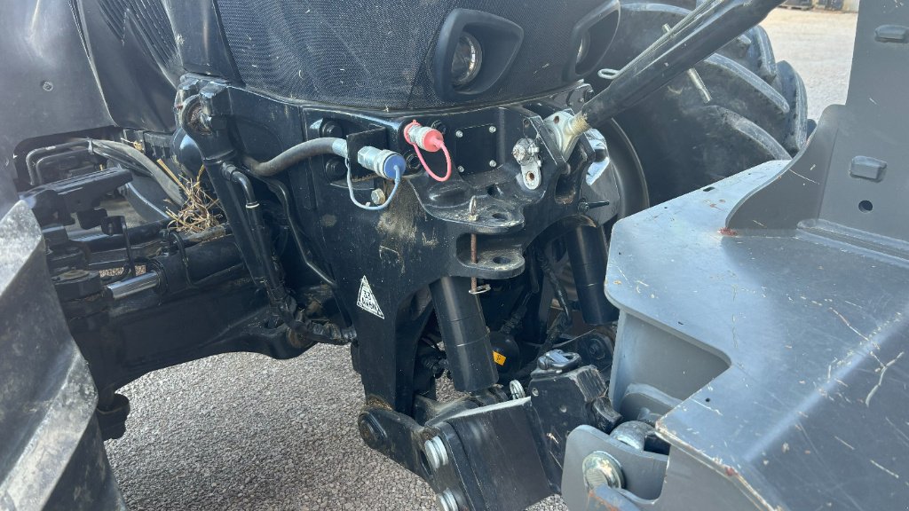 Traktor a típus Case IH OPTUM 270 CVX, Gebrauchtmaschine ekkor: MORLHON LE HAUT (Kép 8)