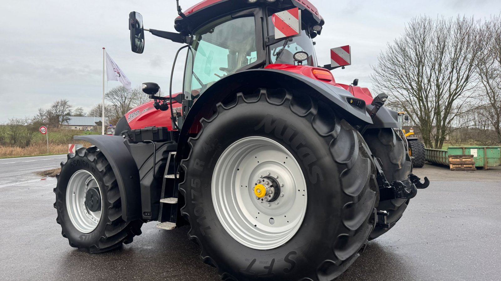 Traktor of the type Case IH OPTUM 300 CVX AFS CONNECT KUN 1200 TIMER OG MED DET NYE MODEL FØREHUS!, Gebrauchtmaschine in Nørager (Picture 5)