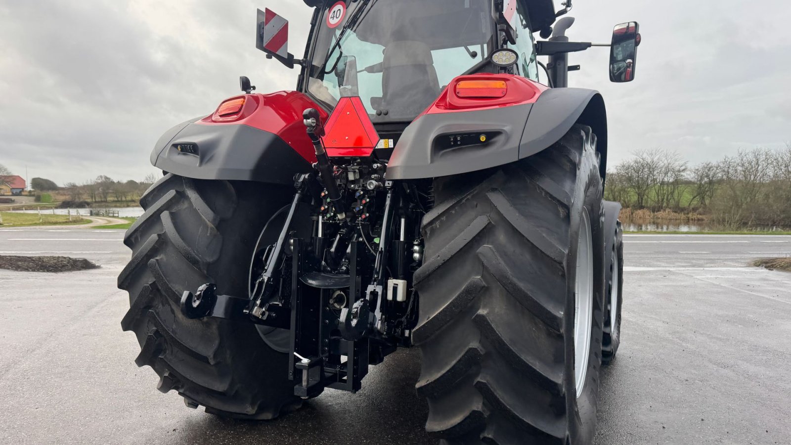 Traktor of the type Case IH OPTUM 300 CVX AFS CONNECT KUN 1200 TIMER OG MED DET NYE MODEL FØREHUS!, Gebrauchtmaschine in Nørager (Picture 13)