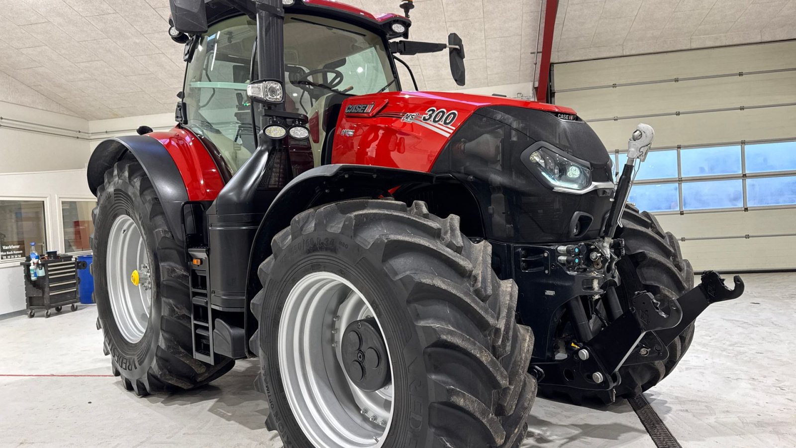 Traktor van het type Case IH OPTUM 300 CVX AFS CONNECT KUN 1500 TIMER! MED DET NYE MODEL FØREHUS!, Gebrauchtmaschine in Nørager (Foto 8)