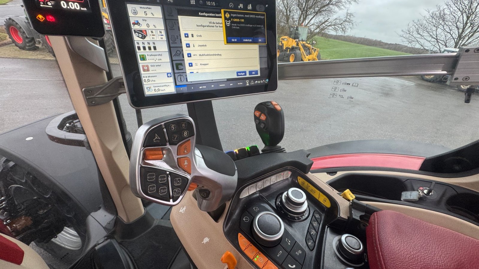 Traktor van het type Case IH OPTUM 300 CVX AFS CONNECT KUN 2600 TIMER OG MED DET NYE MODEL FØREHUS!, Gebrauchtmaschine in Nørager (Foto 20)