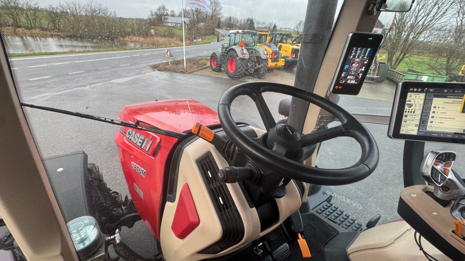 Traktor van het type Case IH OPTUM 300 CVX AFS CONNECT KUN 2600 TIMER OG MED DET NYE MODEL FØREHUS!, Gebrauchtmaschine in Nørager (Foto 22)