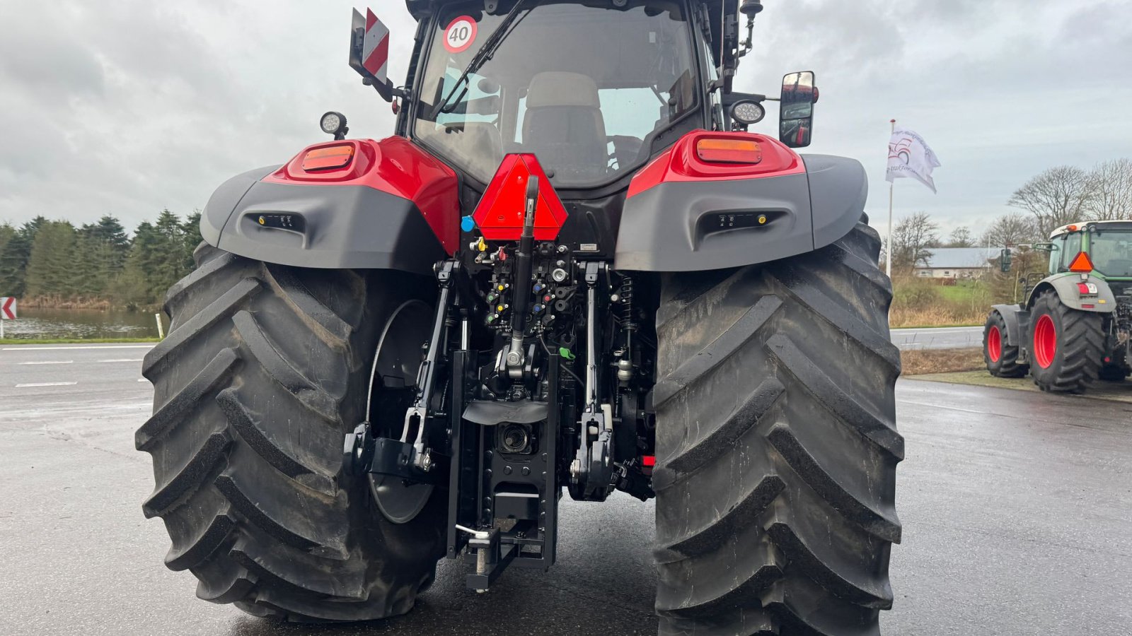 Traktor van het type Case IH OPTUM 300 CVX AFS CONNECT KUN 2600 TIMER OG MED DET NYE MODEL FØREHUS!, Gebrauchtmaschine in Nørager (Foto 16)