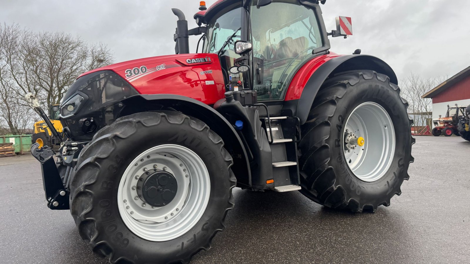 Traktor van het type Case IH OPTUM 300 CVX AFS CONNECT KUN 2600 TIMER OG MED DET NYE MODEL FØREHUS!, Gebrauchtmaschine in Nørager (Foto 2)