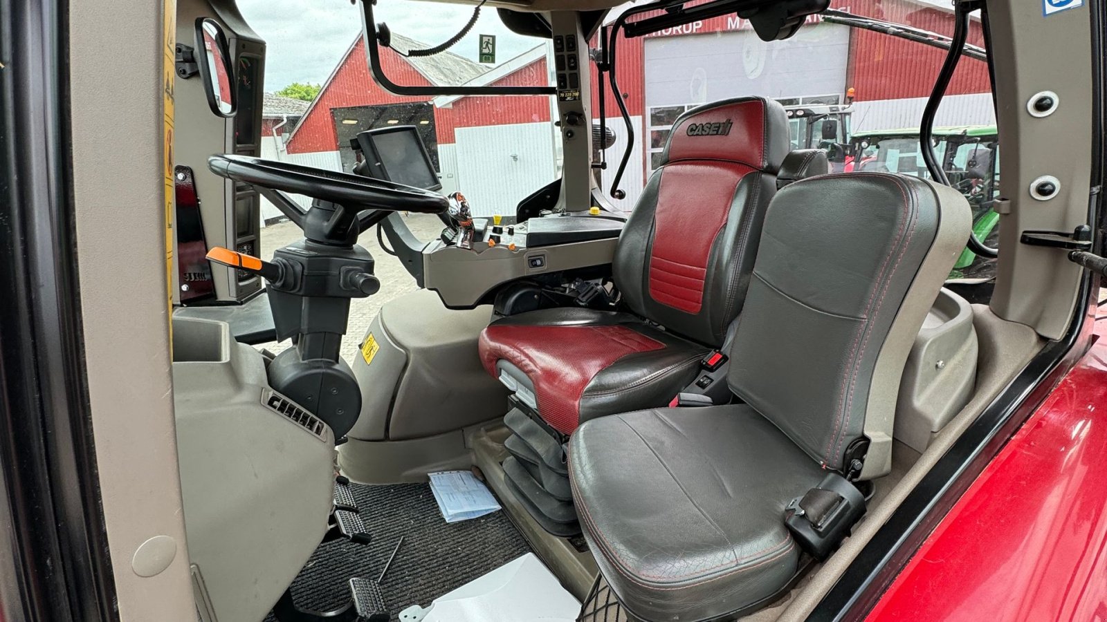 Traktor tip Case IH Optum 300 CVX PÅ VEJ HJEM!, Gebrauchtmaschine in Nørager (Poză 15)