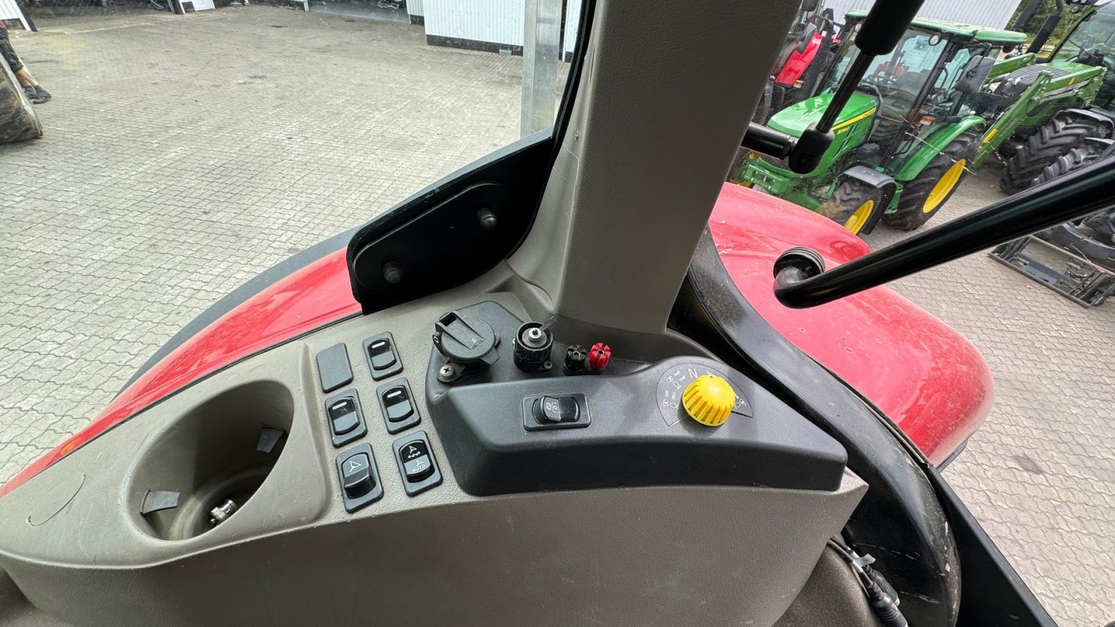 Traktor tip Case IH Optum 300 CVX PÅ VEJ HJEM!, Gebrauchtmaschine in Nørager (Poză 20)
